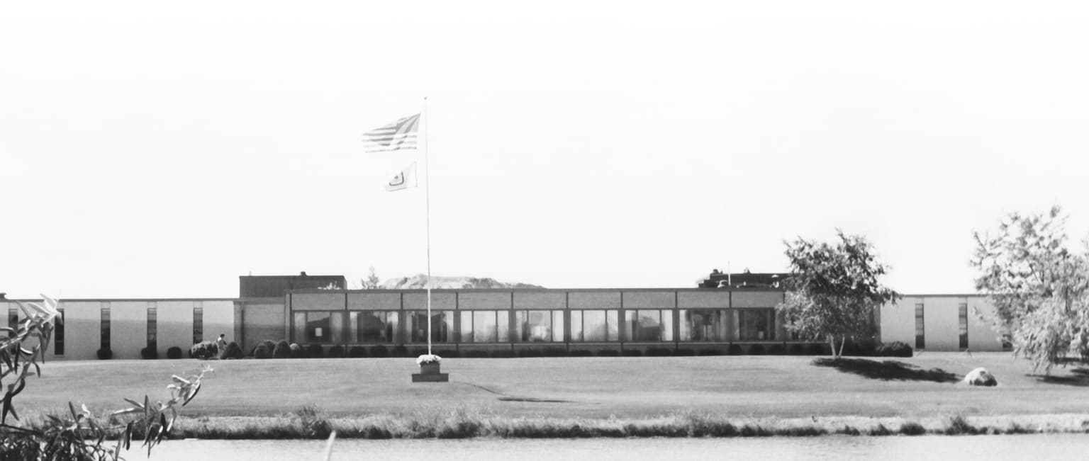hero/why-starkey-6700-building-wbst2751